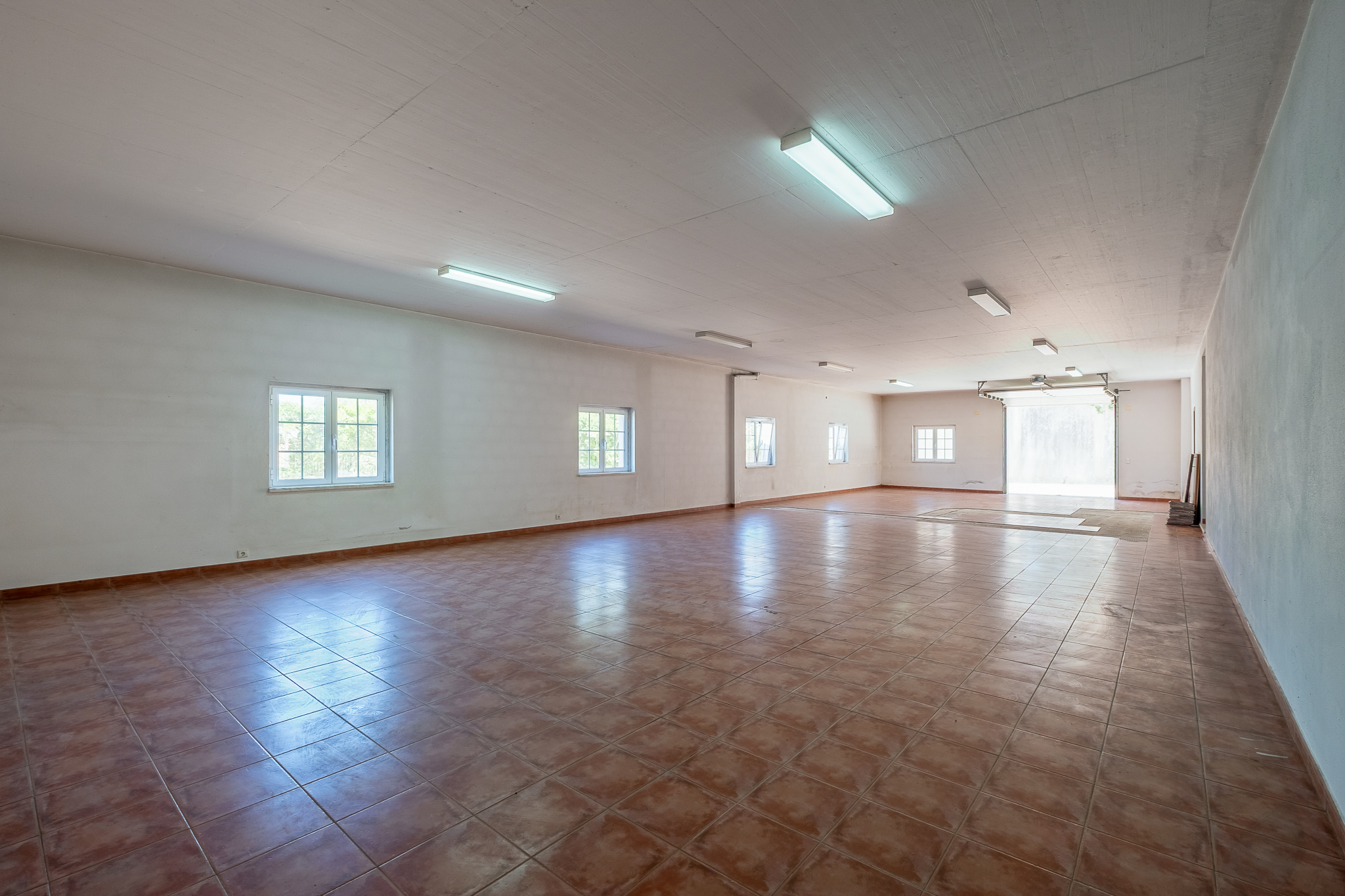 Garagem interior 147m2