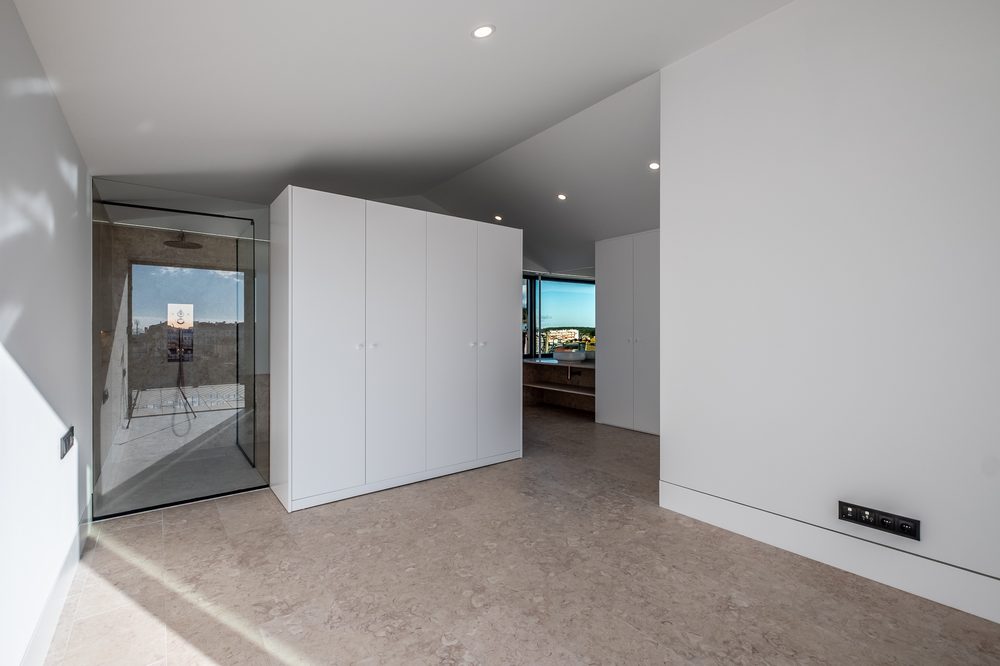 Master suite