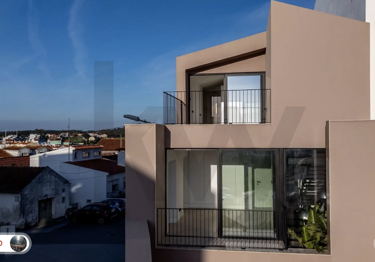 Moradia T3 de arquitetura autoral, Mafra · Azinhaga do Pinheiro — Pedablios