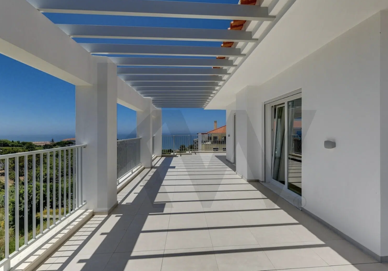 Penthouse com terraço de 185 m², Ericeira — Pedablios